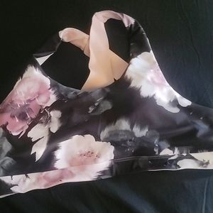 Sports bra xl